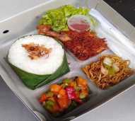 Nasi Kotak 2 lauk + Air Mineral