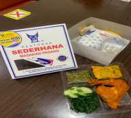 NASI KOTAK LAUK AYAM + TIMUN + SAYUR NANGKA + SAMBAL