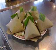 Nasi Bungkus Lauk Ayam